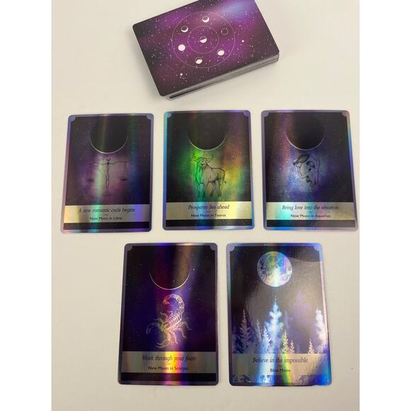 Stunning Holographic Moonology Oracle Deck - Picture 6 of 7